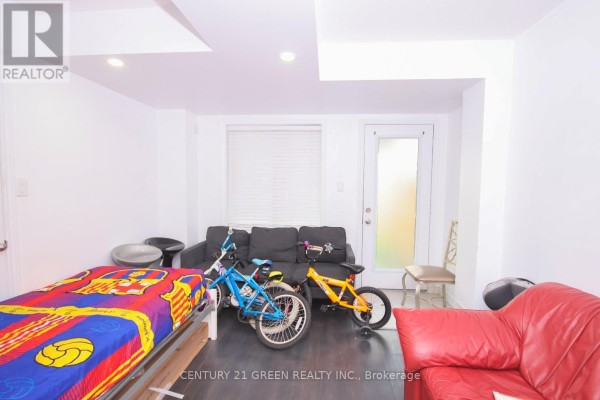 Primary Bedroom - 19 England Terrace, Hamilton, ON L8J2V7 Photo 5