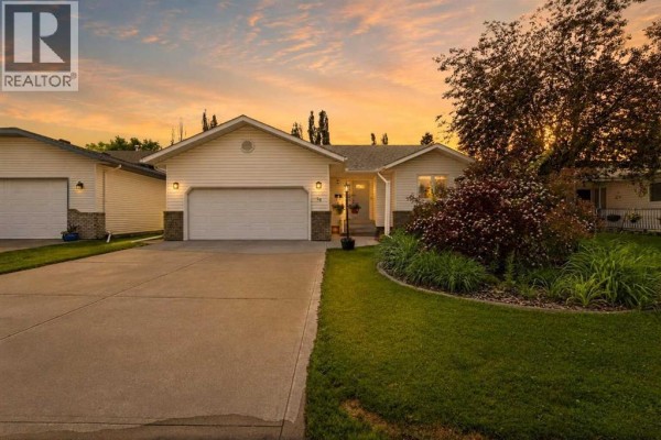 19 Excell Street, Red Deer, AB, photo 2