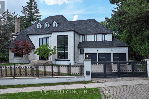 19 Fifeshire Road, Toronto, ON, photo 3