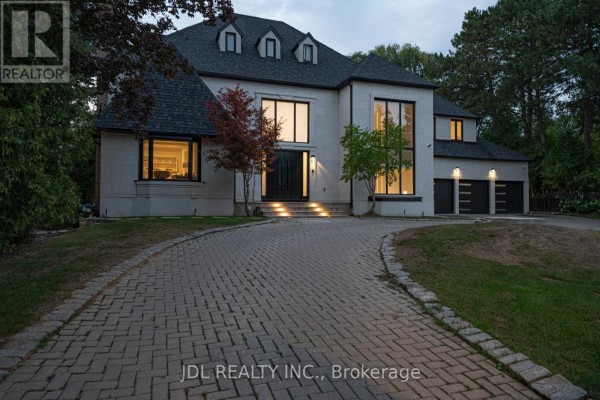 19 Fifeshire Road, Toronto, ON M2L2G4 Photo 4