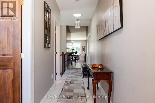 Utility room - 19 Francesco Crescent, St  Catharines, ON L2S4C7 Photo 3