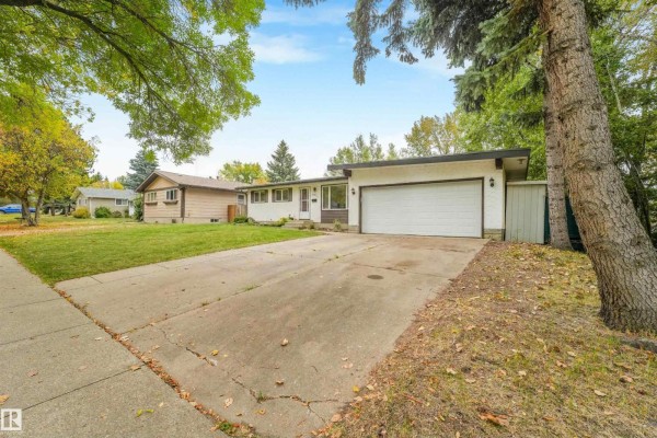 Dining room - 19 Gatewood Av, St  Albert, AB T8N1A1 Photo 2