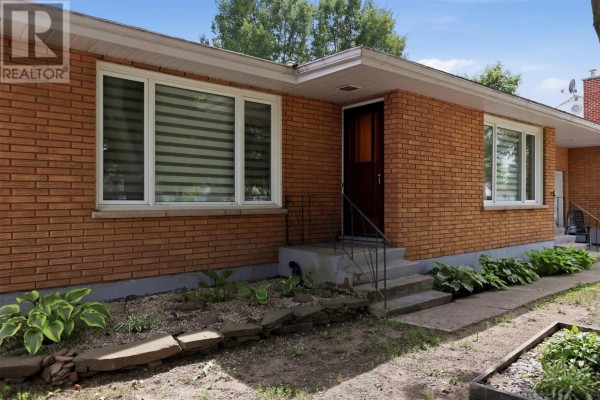 19 Grandriver Cres, Sault Ste  Marie, ON, photo 2