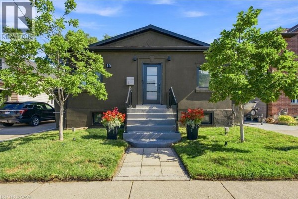 19 Grove Street, Hamilton, ON, photo 2