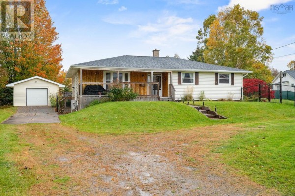 Foyer - 19 Harmony Road, Salmon River, NS B2N4X9 Photo 2
