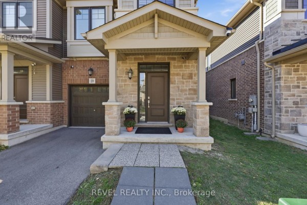 Office - 19 Hibiscus Lane, Hamilton, ON L8K0A4 Photo 2