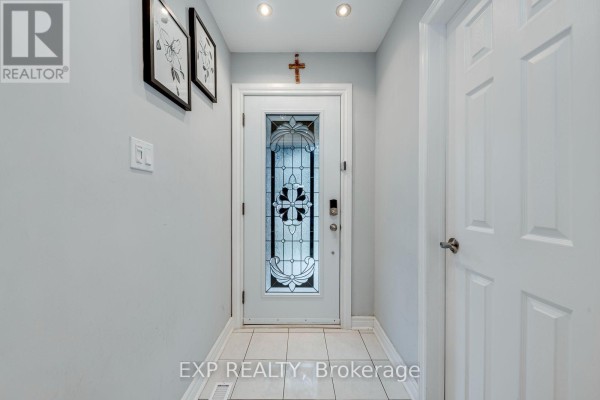 Bedroom - 19 Horned Owl Drive, Brampton, ON L6R1C6 Photo 4