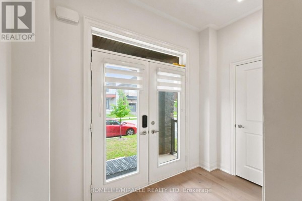 19 Kenesky Drive, Hamilton, ON, photo 3
