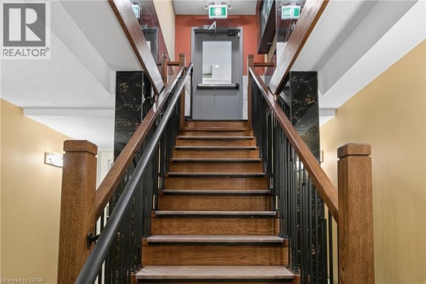 19 King Street E Unit# B, Kitchener, ON, photo 3