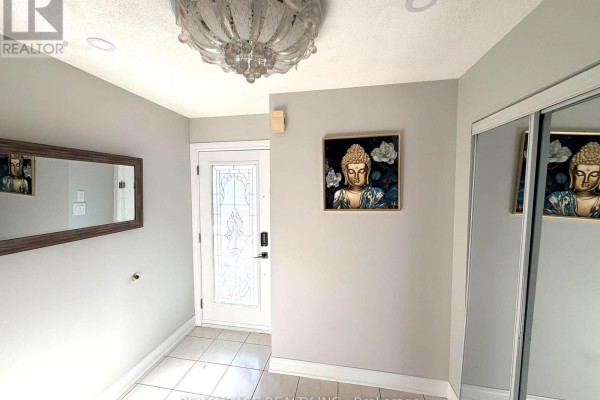 Family room - 19 Kruger Road, Markham, ON L3S3X1 Photo 4