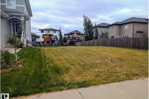 19 Lakevista Pt, Beaumont, AB, photo 2