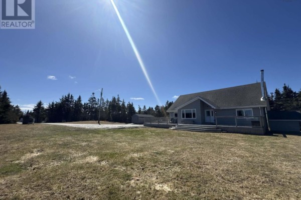 Living room - 19 Long Point Road, Newellton, NS B0W1P0 Photo 4