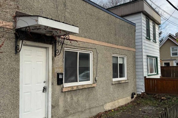 19 Loyer Street, Ottawa, ON, photo 2