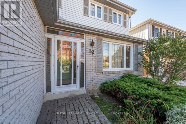 Recreational, Games room - 19 Macdougall Drive, Brampton, ON L6S3P4 Photo 3