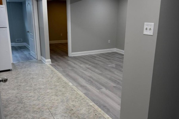 19 Mannel (basement) Crescent, Brampton, ON L6Y5E2 Photo 5