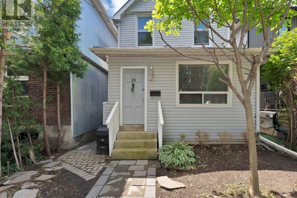 19 Minto Street, Toronto, ON, photo 3