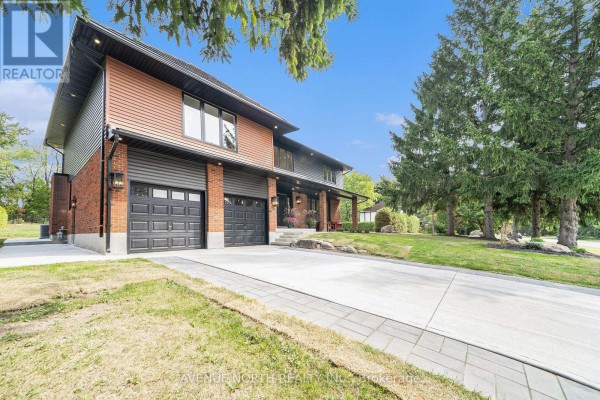19 Newland Drive E, Ottawa, ON K2J3Z8 Photo 4