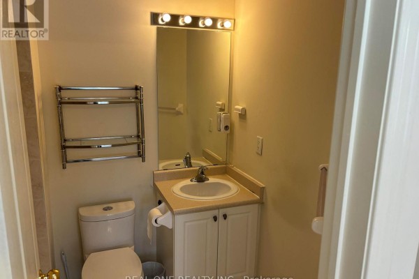 Kitchen - 19 Prince William Drive, Markham, ON L3R7V5 Photo 3