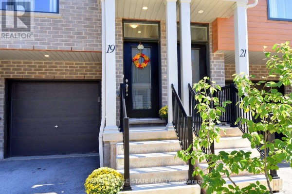 4pc Bathroom - 19 Radison Lane, Hamilton, ON L8H0B5 Photo 4