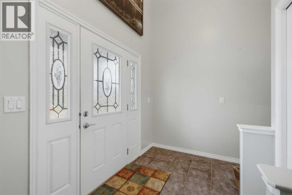 Dining room - 19 Regatta Way, Sylvan Lake, AB T4S0E8 Photo 4