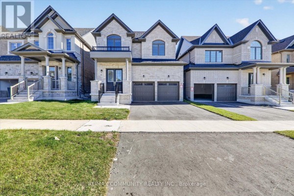 Family room - 19 Rogerson Street, Clarington, ON L1B0W4 Photo 2