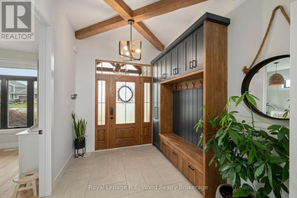 19 Royal Dornoch Drive, St  Thomas, ON N5R0E8 Photo 4
