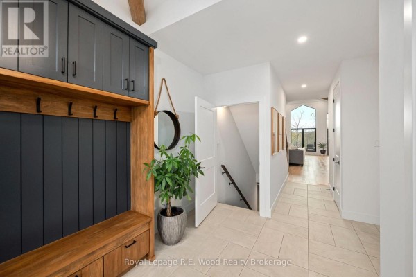 19 Royal Dornoch Drive, St  Thomas, ON N5R0E8 Photo 5