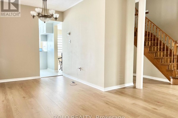 Eating area - 19 Saddletree Trail, Brampton, ON L6X4M5 Photo 5