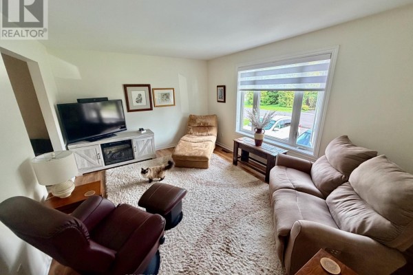 19 Simcoe Street, South Stormont, ON, photo 3