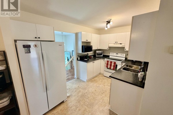 19 Simcoe Street, South Stormont, ON K0C1P0 Photo 5