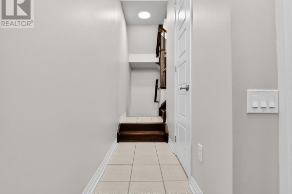 19 Stanley Greene Boulevard, Toronto, ON M3K0B1 Photo 3