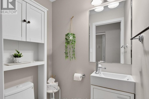 19 Stanley Greene Boulevard, Toronto, ON M3K0B1 Photo 5