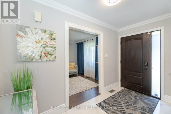 Bedroom - 19 Talgarth Road, Toronto, ON M9B6H1 Photo 3