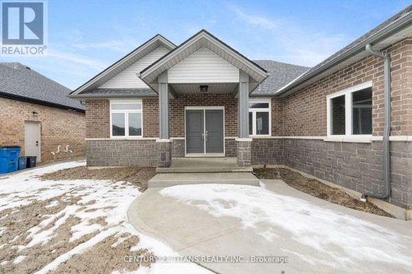 Bedroom 2 - 19 Tracy Drive, Chatham Kent, ON N7M6G2 Photo 4