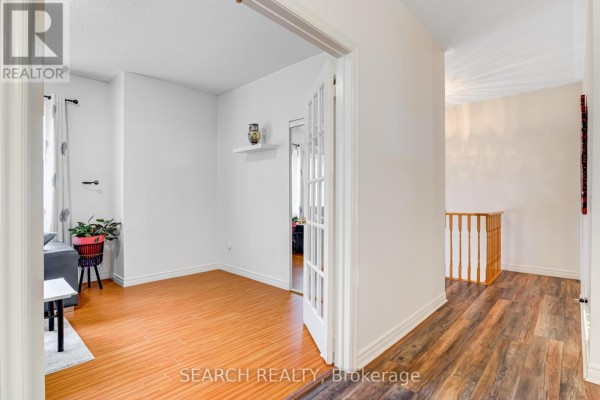 Primary Bedroom - 19 Treeline Boulevard, Brampton, ON L6P1C5 Photo 4