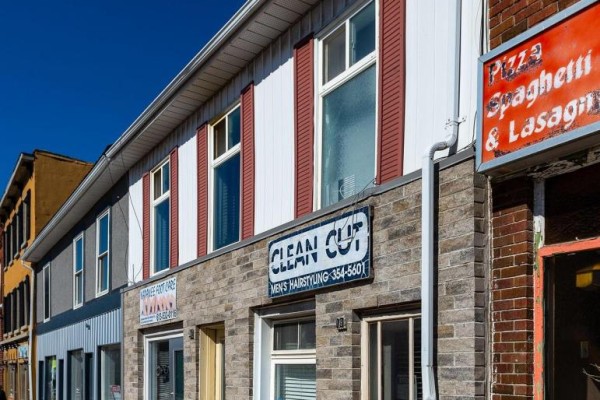 19/21 Dundas Street W, Greater Napanee, ON K7R1Z3 Photo 4