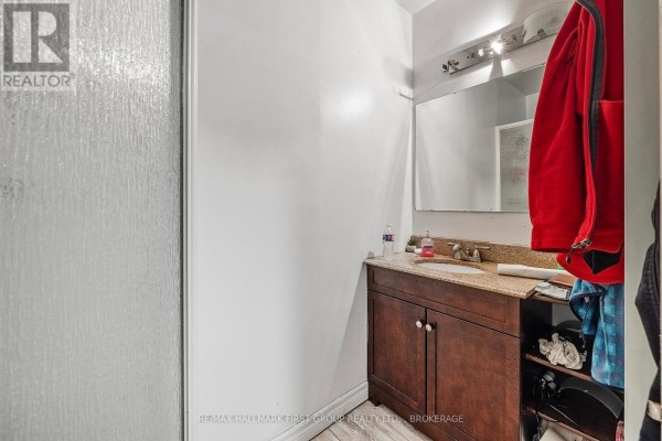 19/21 Dundas Street W, Greater Napanee, ON K7R1Z3 Photo 5