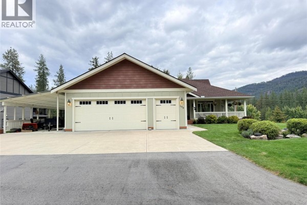 190 1st Avenue, Christina Lake, BC, photo 2