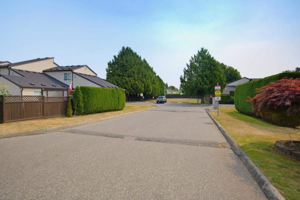 190 2844 273 Street, Langley, BC V4W3S7 Photo 4