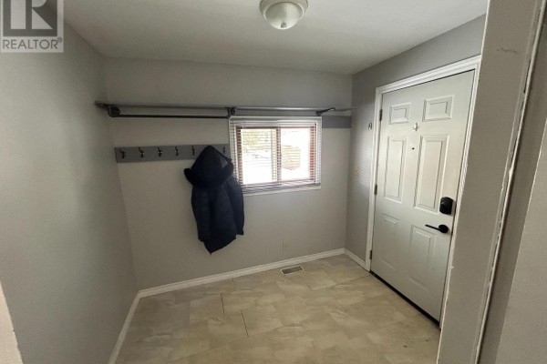190 Ecclestone Drive, Bracebridge, ON, photo 3