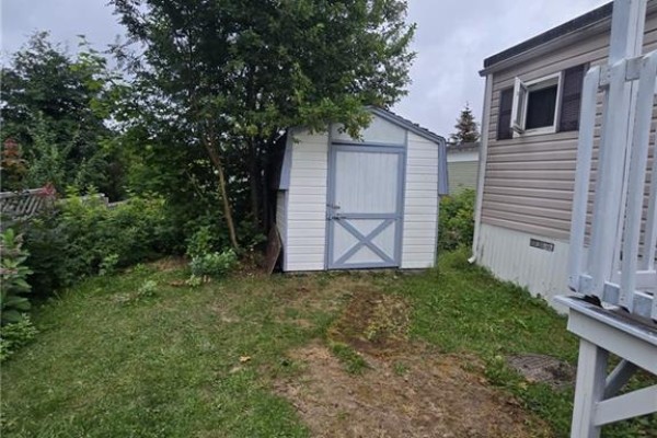 Kitchen - 190 Lakeside Avenue, Bathurst, NB E2A2S7 Photo 4