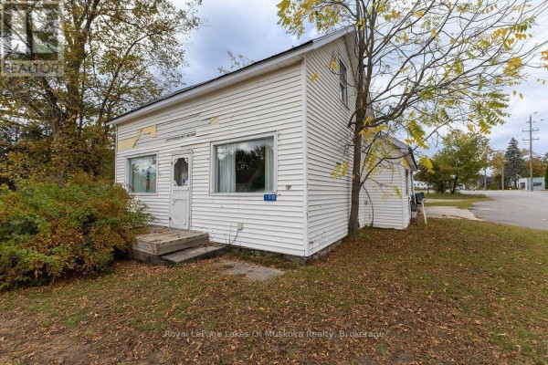 190 Phillip Street E, Gravenhurst), ON P1P1J3 Photo 2