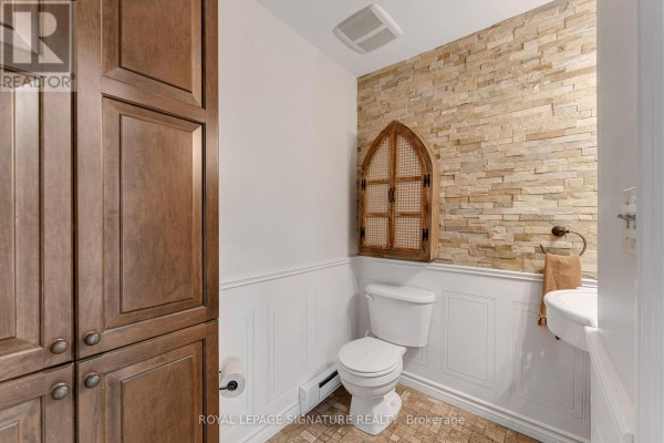 Partial bathroom - 190 Wilson Road, Loyalist, ON K0K3N0 Photo 4