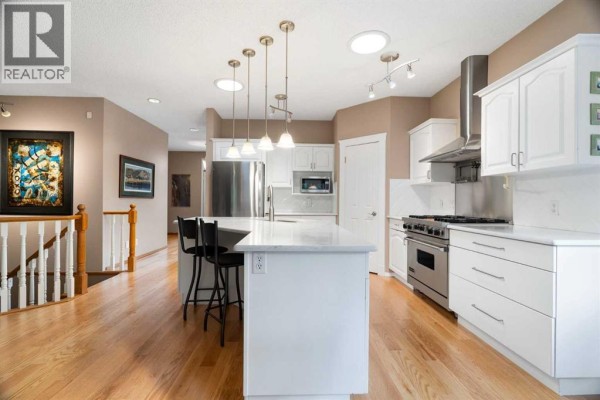 Dining room - 190 Woodpark Circle Sw, Calgary, AB T2W6G1 Photo 5