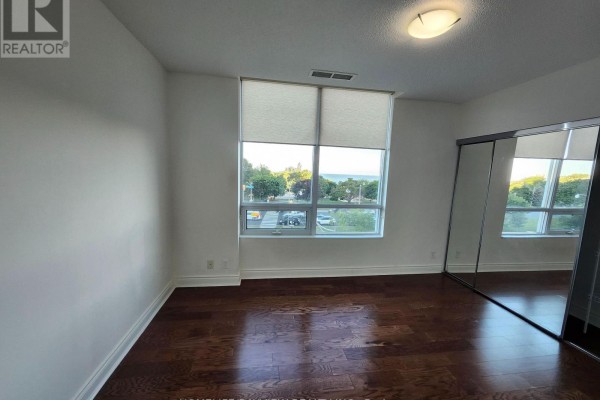 Bedroom 2 - 404 - 1900 Lake Shore Boulevard W, Toronto, ON M6S1A4 Photo 5