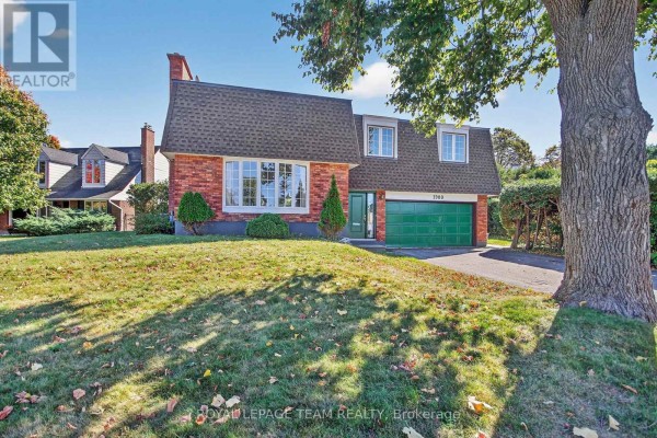 1900 Southampton Court, Ottawa, ON, photo 2