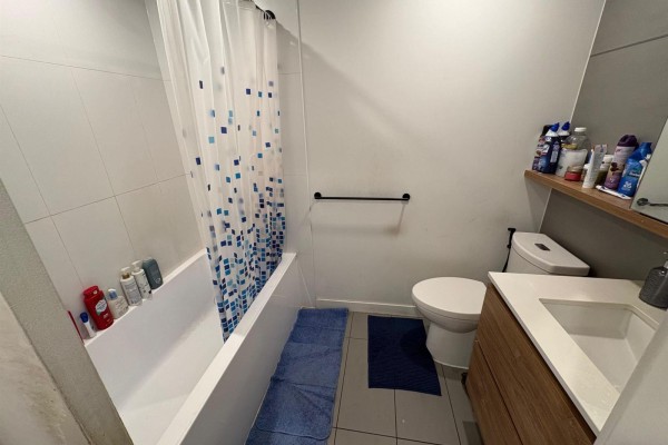 1901 13428 105 Avenue, Surrey, BC V3T0S6 Photo 4