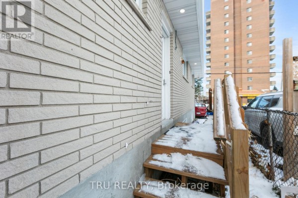 1901 Banff Avenue, Ottawa, ON K1V7W9 Photo 4