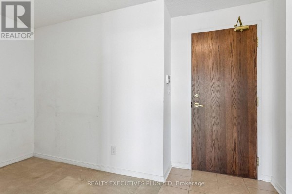 1902 - 4850 Glen Erin Drive, Mississauga, ON L5M7S1 Photo 5