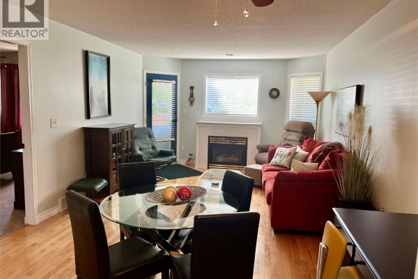 4pc Ensuite bath - 1902 46 Avenue Unit# 2, Vernon, BC V1T3P5 Photo 4